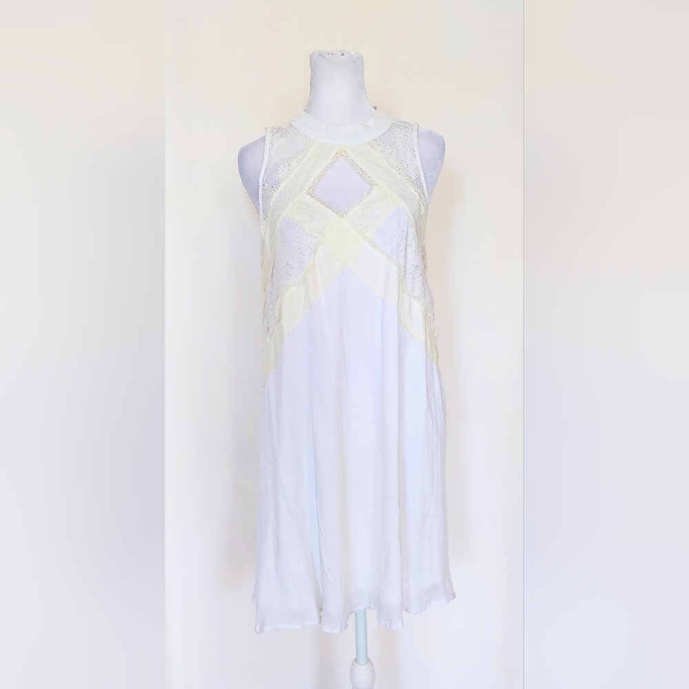 Miami Crochet Lace Mini Halter Dress White Size XS